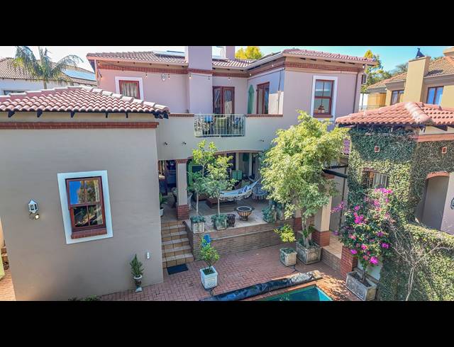4 BEDROOM FREEHOLD FOR SALE IN FAERIE GLEN